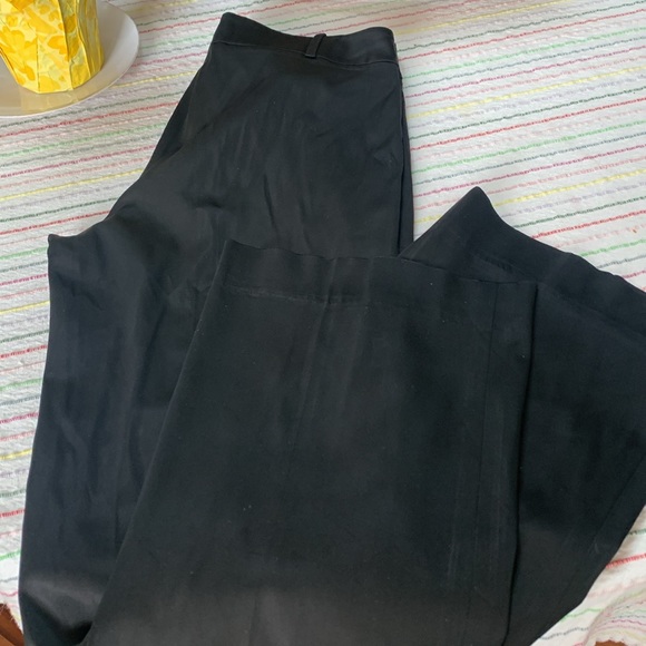 Esprit women size 4 black satin look pants with stretch - Picture 10 of 12